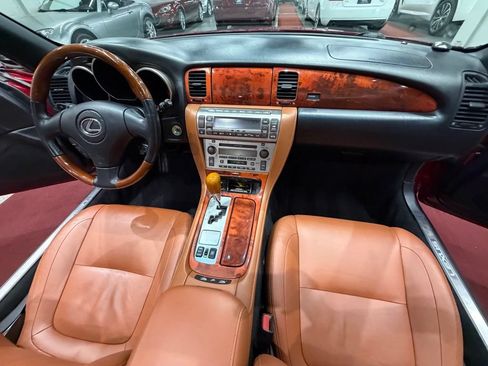 Used 2006 Lexus SC 430 Convertible RWD image 37