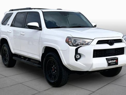 Used 2023 Toyota 4Runner SR5 image 2