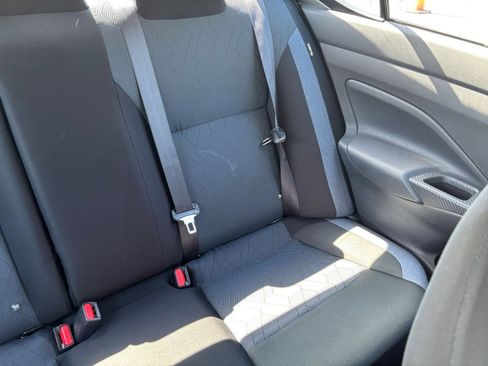Used 2025 Nissan Versa SV FWD image 34
