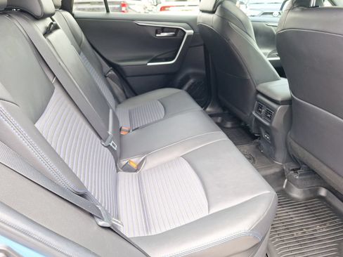 Used 2022 Toyota RAV4 XSE AWD/4WD image 31