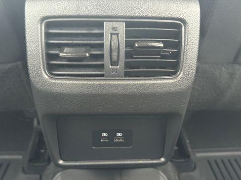 Used 2023 Nissan Rogue SV AWD/4WD image 20