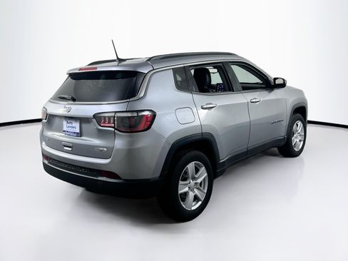 Used 2022 Jeep Compass Latitude AWD/4WD image 5