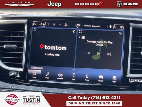 New 2026 Chrysler Pacifica Limited w/ Uconnect Theater Family Group FWD image 14