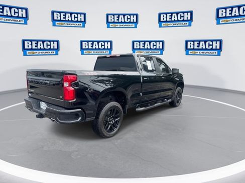 Used 2025 Chevrolet Silverado 1500 LT Trail Boss AWD/4WD image 9