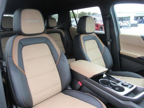 New 2026 Chevrolet Equinox ACTIV image 9