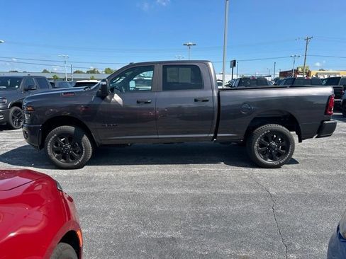 Used 2025 RAM 2500 Big Horn AWD/4WD image 4