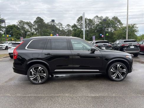 Used 2024 Volvo XC90 B6 Ultimate w/ Protection Package Premier AWD/4WD image 8