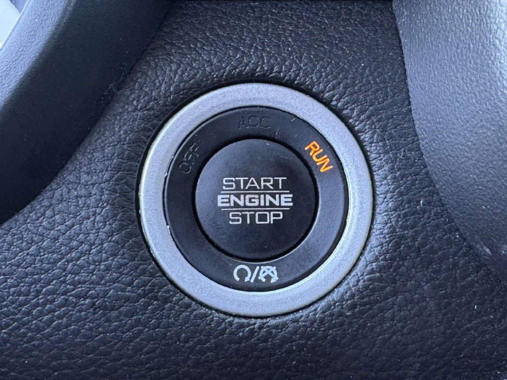 Used 2023 RAM 1500 Big Horn AWD/4WD image 10