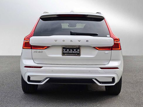 Certified 2023 Volvo XC60 T8 Plus w/ Climate Package image 6