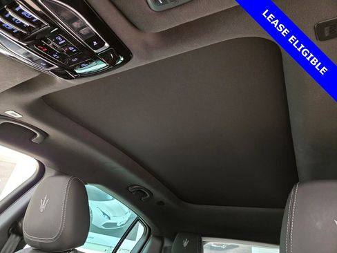 Used 2025 Maserati Grecale Modena image 18