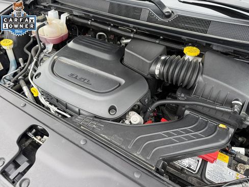 Used 2025 Chrysler Pacifica Select FWD image 22
