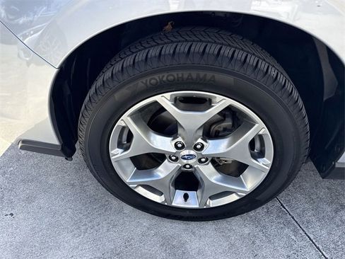 Used 2017 Subaru Forester 2.5i Touring image 10