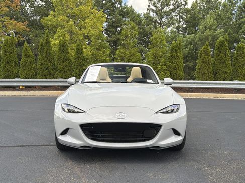 Used 2026 MAZDA MX-5 Miata RF Grand Touring RWD image 11