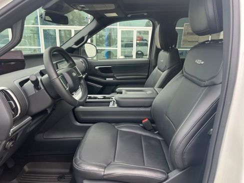 New 2026 Ford Expedition Max Platinum image 4