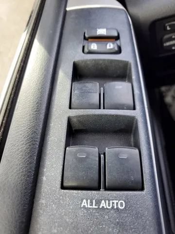Used 2014 Toyota 4Runner Limited AWD/4WD image 23