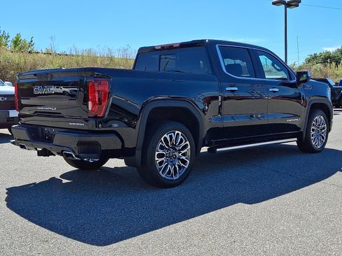 Used 2026 GMC Sierra 1500 Denali Ultimate AWD/4WD image 6