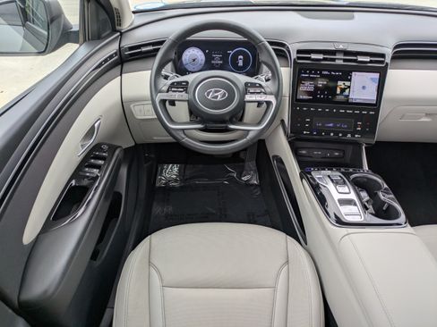 Certified 2024 Hyundai Tucson Limited FWD image 15