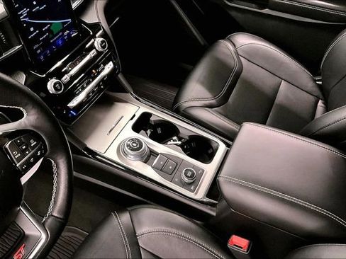 Used 2023 Ford Explorer ST w/ Technology Package image 17