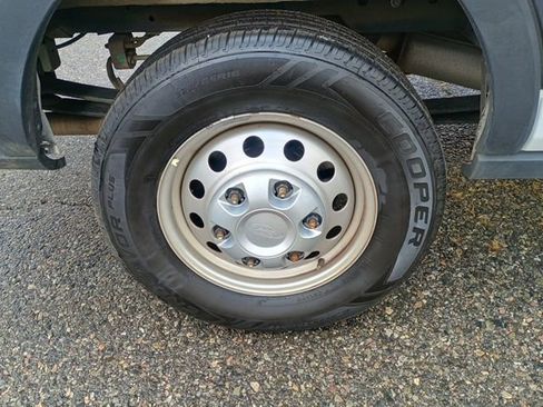 Used 2023 Ford Transit 250 Medium Roof AWD w/ Load Area Protection Package image 11