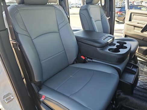 New 2026 RAM 3500 Tradesman w/ Chrome Appearance Group A image 10