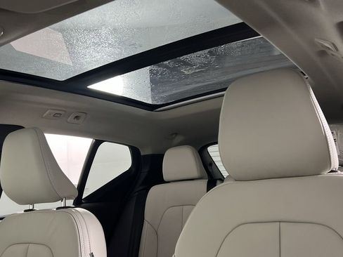 New 2026 Volvo XC40 B5 Plus w/ Protection Package Premier image 13