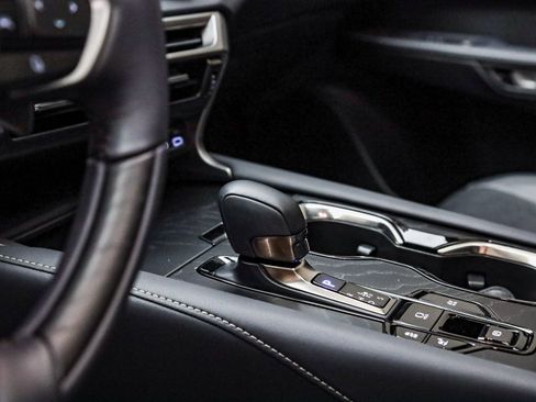 Used 2024 Lexus RX 350 image 24