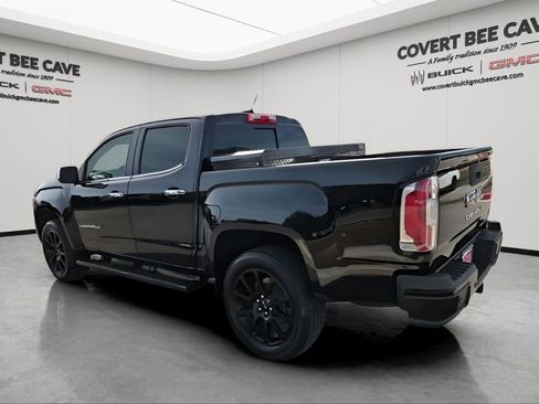 Used 2022 GMC Canyon Denali w/ Denali Black Edition Package image 7