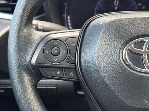 Used 2026 Toyota Corolla LE FWD image 25