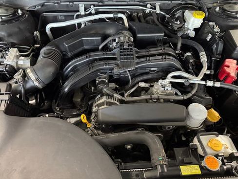 Used 2022 Subaru Outback Limited AWD/4WD image 6