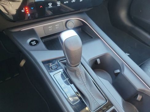 New 2026 Nissan Sentra SV w/ SV Convenience Package FWD image 7
