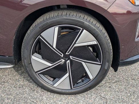 New 2025 Volvo EX90 Ultra image 11