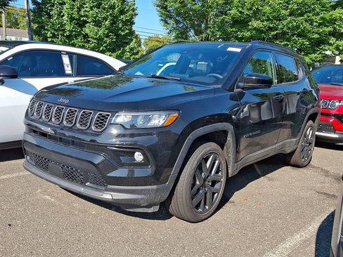 New 2026 Jeep Compass Limited w/ Sun, Sound & Navigation Group AWD/4WD image 1