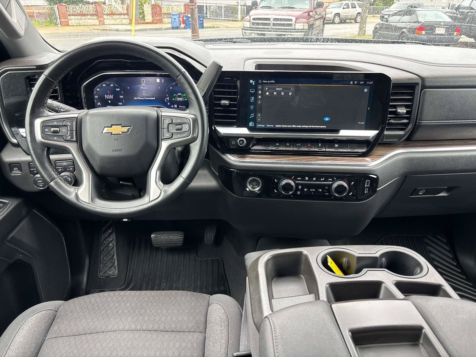 Used 2023 Chevrolet Silverado 1500 LT AWD/4WD image 11