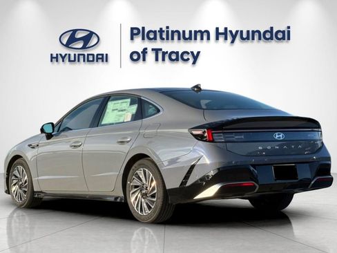 New 2026 Hyundai Sonata Limited FWD image 6