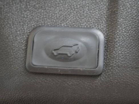 Used 2013 GMC Acadia SLE FWD image 11