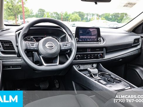 Used 2024 Nissan Rogue S FWD image 28