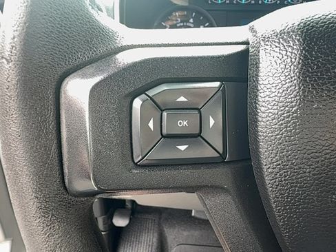 Used 2017 Ford F250 XL w/ Power Equipment Group AWD/4WD image 17
