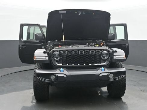 Used 2024 Jeep Wrangler Unlimited AWD/4WD image 52