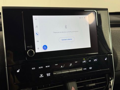 Used 2025 Subaru Solterra Premium w/ Premium Convenience Package image 33