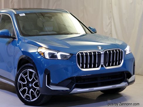 Certified 2025 BMW X1 xDrive28i AWD/4WD image 2
