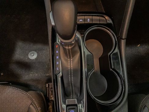 Used 2025 Buick Encore GX Preferred image 21