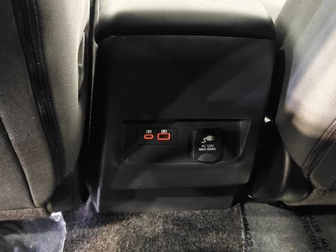 Used 2023 Nissan Frontier SV w/ Technology Package AWD/4WD image 28