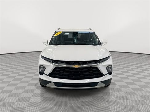 Certified 2024 Chevrolet Blazer LT w/ Convenience Package image 3