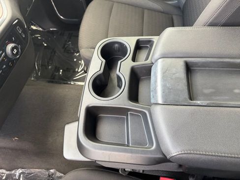 Used 2025 Chevrolet Silverado 1500 LT AWD/4WD image 26
