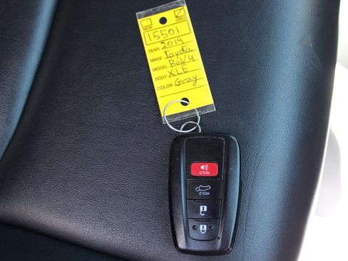 Used 2019 Toyota RAV4 XLE Premium w/ All Weather Liner Package AWD/4WD image 44