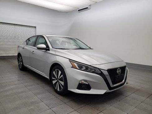 Used 2020 Nissan Altima 2.5 SV image 13