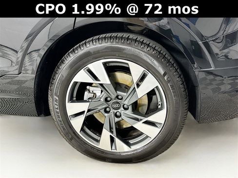 Used 2023 Audi e-tron Premium image 24