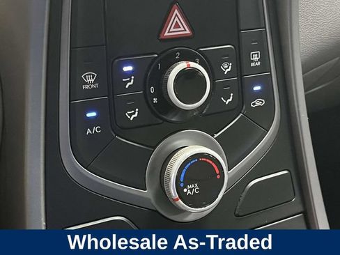 Used 2015 Hyundai Elantra SE w/ Option Group 02 FWD image 29