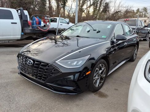 Used 2021 Hyundai Sonata SEL w/ Convenience Package image 2