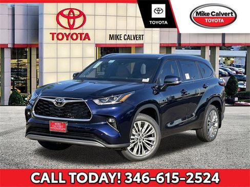 New 2026 Toyota Highlander Platinum image 1